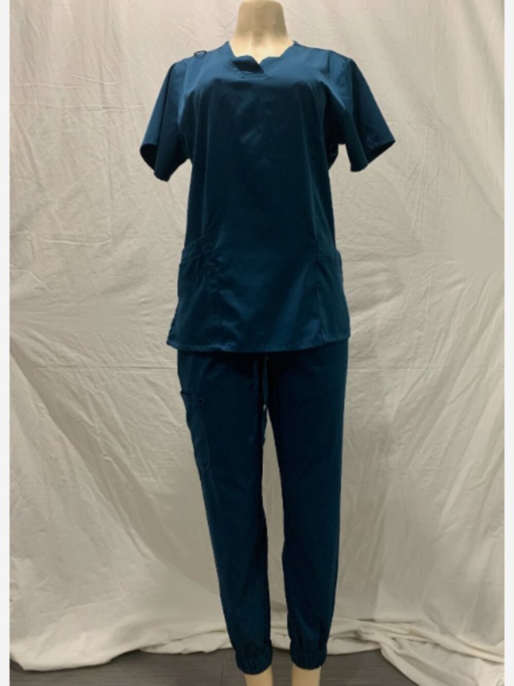 Medichic Eleanor Womens Stretch V-Neck Jogger Scrubs Set | Carribean | Medium